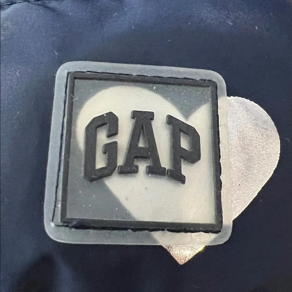 Baby GAP Navy Blue puffer vest with silver hearts size 18-24 months